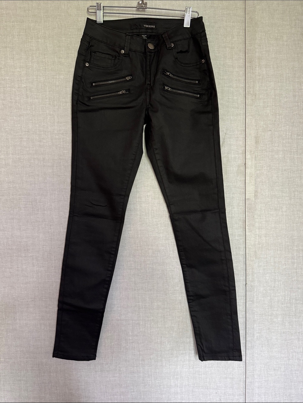 Versona Black Skinny Jeans with Zip Pocket Detail